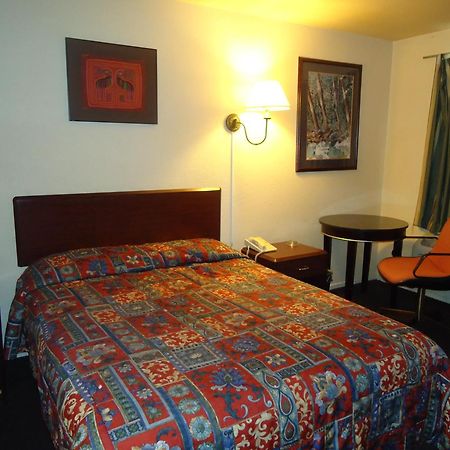 Economy Inn Victorville Bilik gambar
